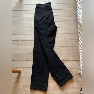 Outlier Bombworks - Black Size 33 Like New